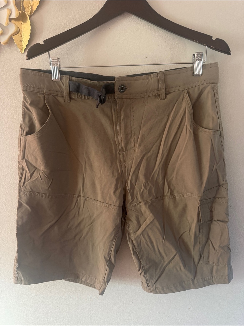 Gerry Weber Men's Cargo Shorts in Olive/Tan